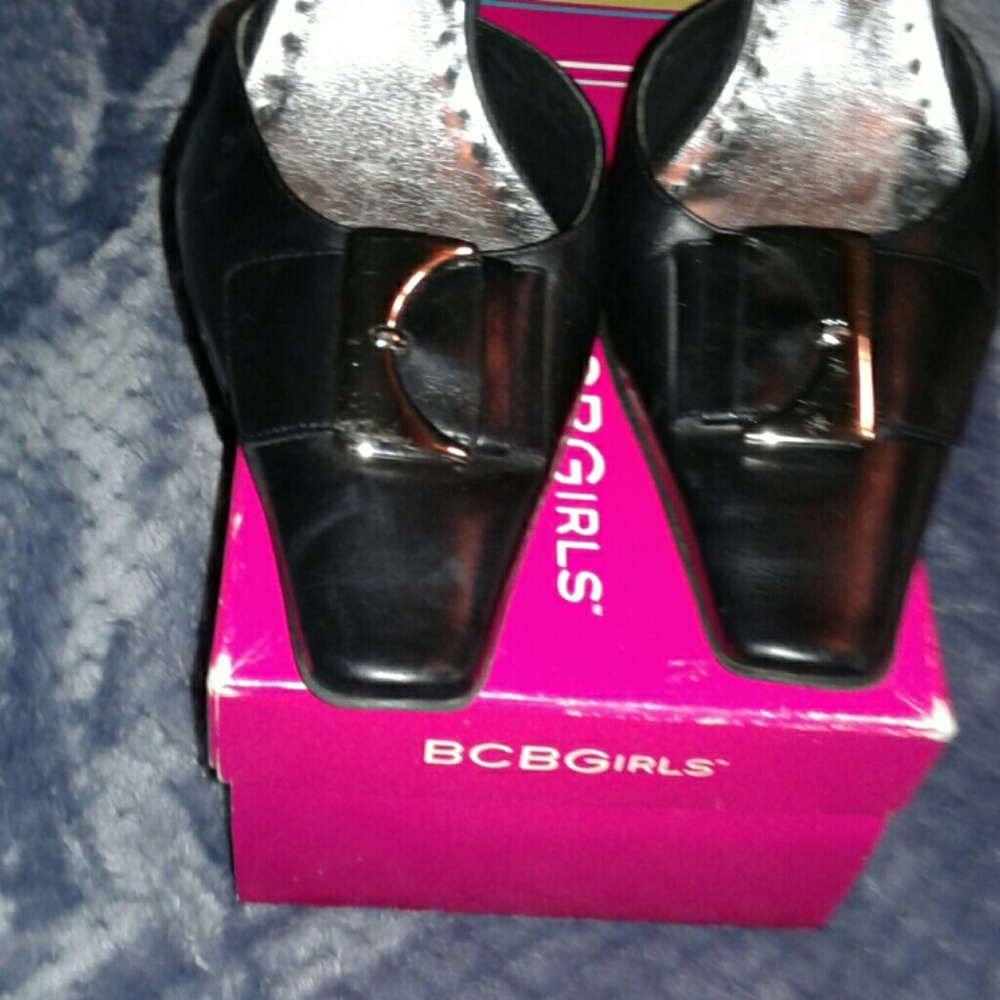 Ladies Shoes